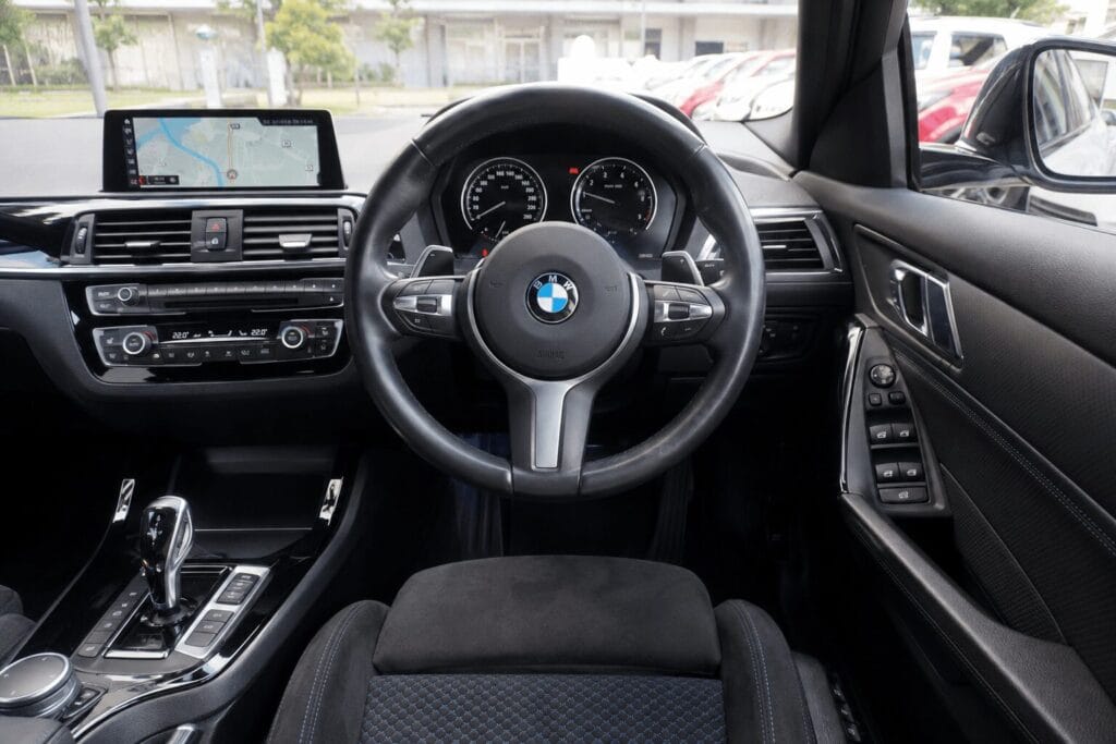 BMW 118dの年間維持費・燃料代・メンテナンス費解説記事のアイキャッチ画像